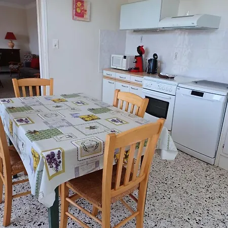 A 5 Minutes Des Ocres La Charite Gordes Roussillon Holiday home Gargas (Vaucluse)