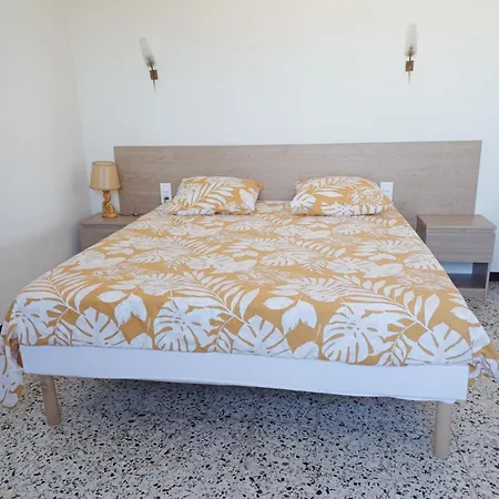 Holiday home A 5 Minutes Des Ocres La Charite Gordes Roussillon